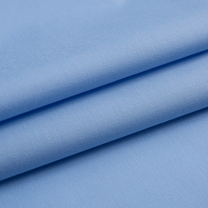 Plain Weave Solid Color Wrinkle-Resistant Poplin Fabric for Casual Wear