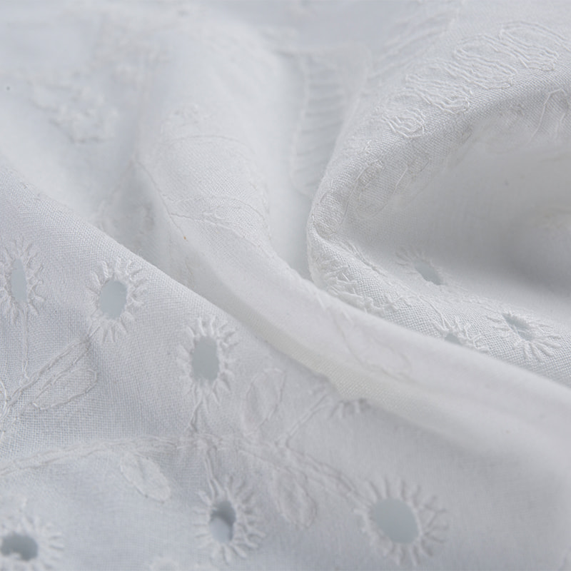 Cotton 3D Embroidered Skin-Friendly Snag-Resistant Fabric