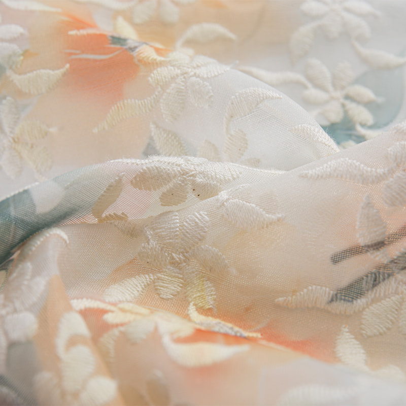 3D Floral High Color Fastness Breathable Polyester Embroidery Fabric